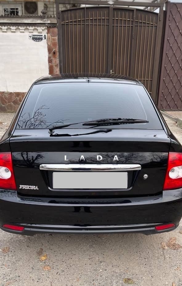 Полная покраска Лада Приора (чёрная) — после